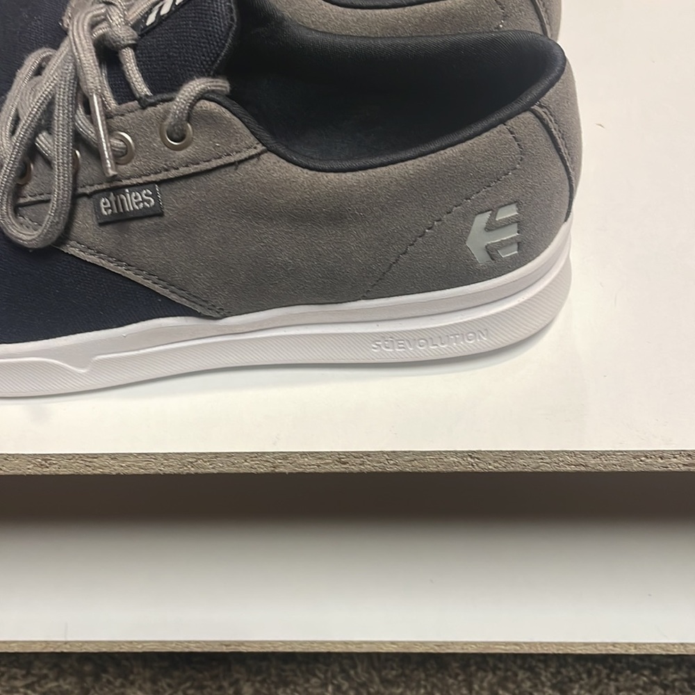 Etnies Jameson SC Men’s Skate shoes. Size 8. New - Picture 3 of 8